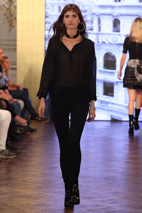 Lookbook - Markova - Desfile